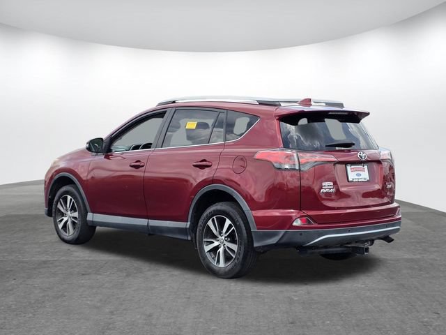 Used 2018 Toyota RAV4 XLE FWD image 6