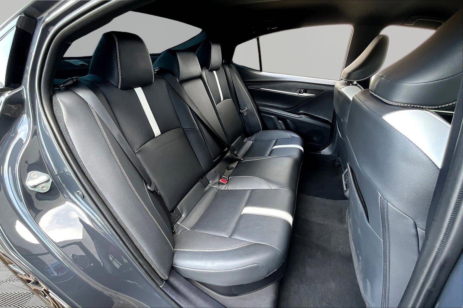 Used 2025 Toyota Camry SE FWD image 24