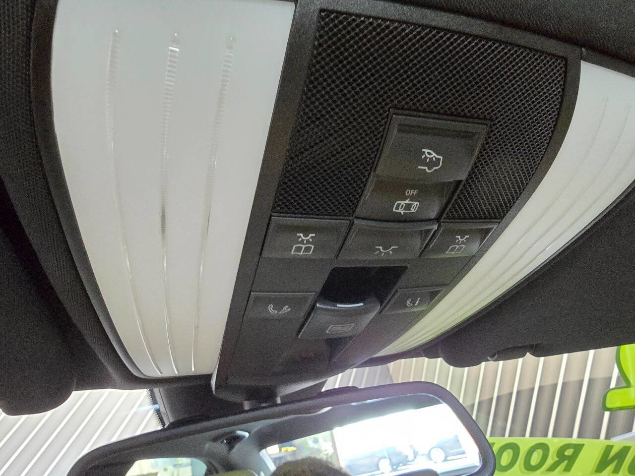 Used 2012 Mercedes-Benz E 350 4MATIC Sedan image 24