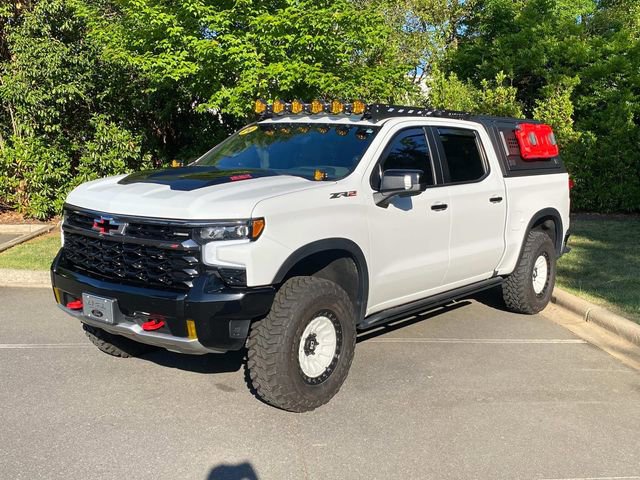 Used 2024 Chevrolet Silverado 1500 ZR2 w/ Technology Package AWD/4WD image 3