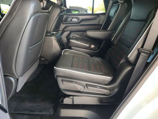 Certified 2026 GMC Yukon AT4 Ultimate w/ LPO, Illumination Package image 25