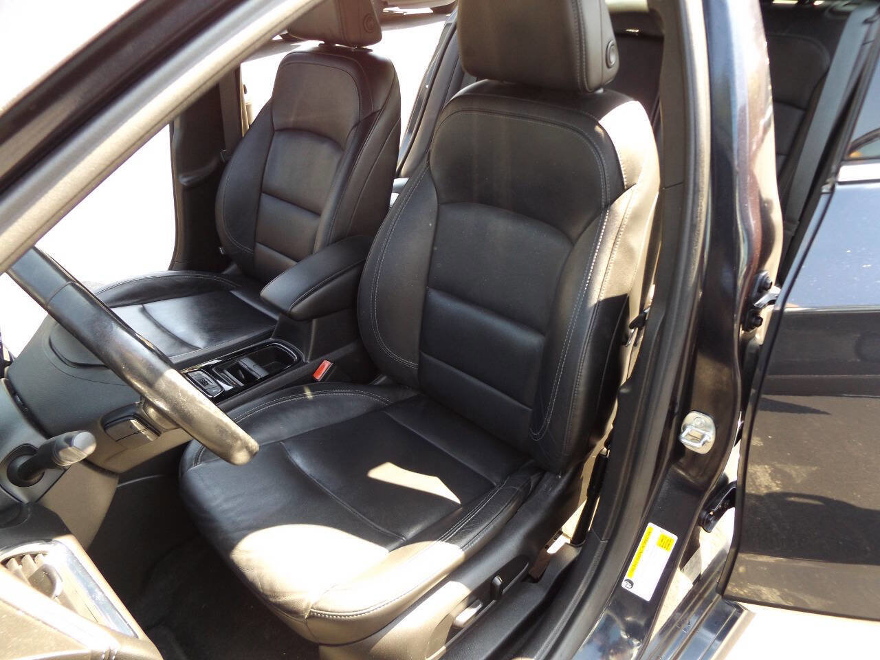 Used 2016 Chevrolet Cruze Premier image 14