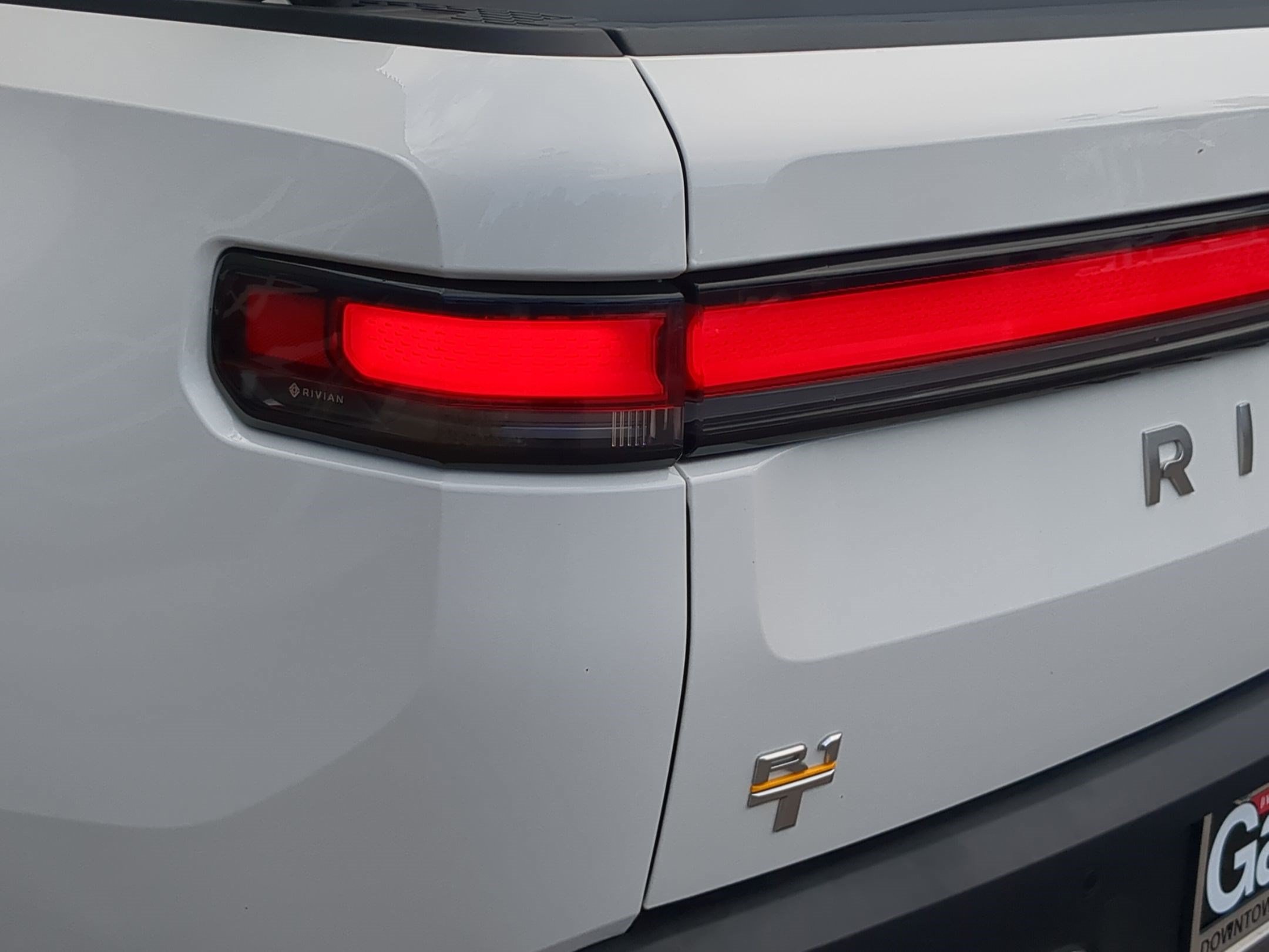 Used 2022 Rivian R1T Launch Edition AWD/4WD image 11