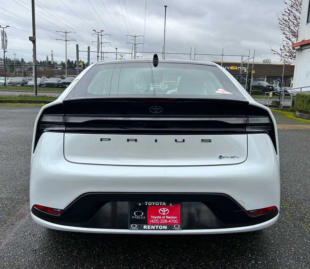 New 2026 Toyota Prius Plug-In Hybrid image 6