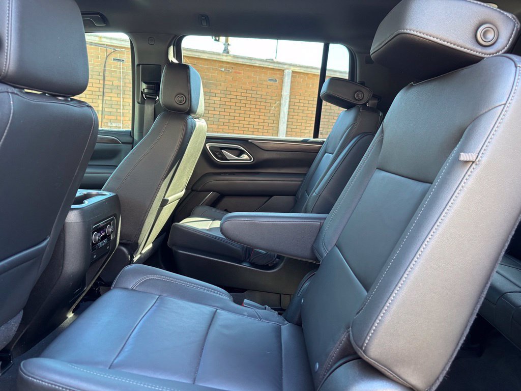Used 2021 Chevrolet Suburban Z71 AWD/4WD image 23