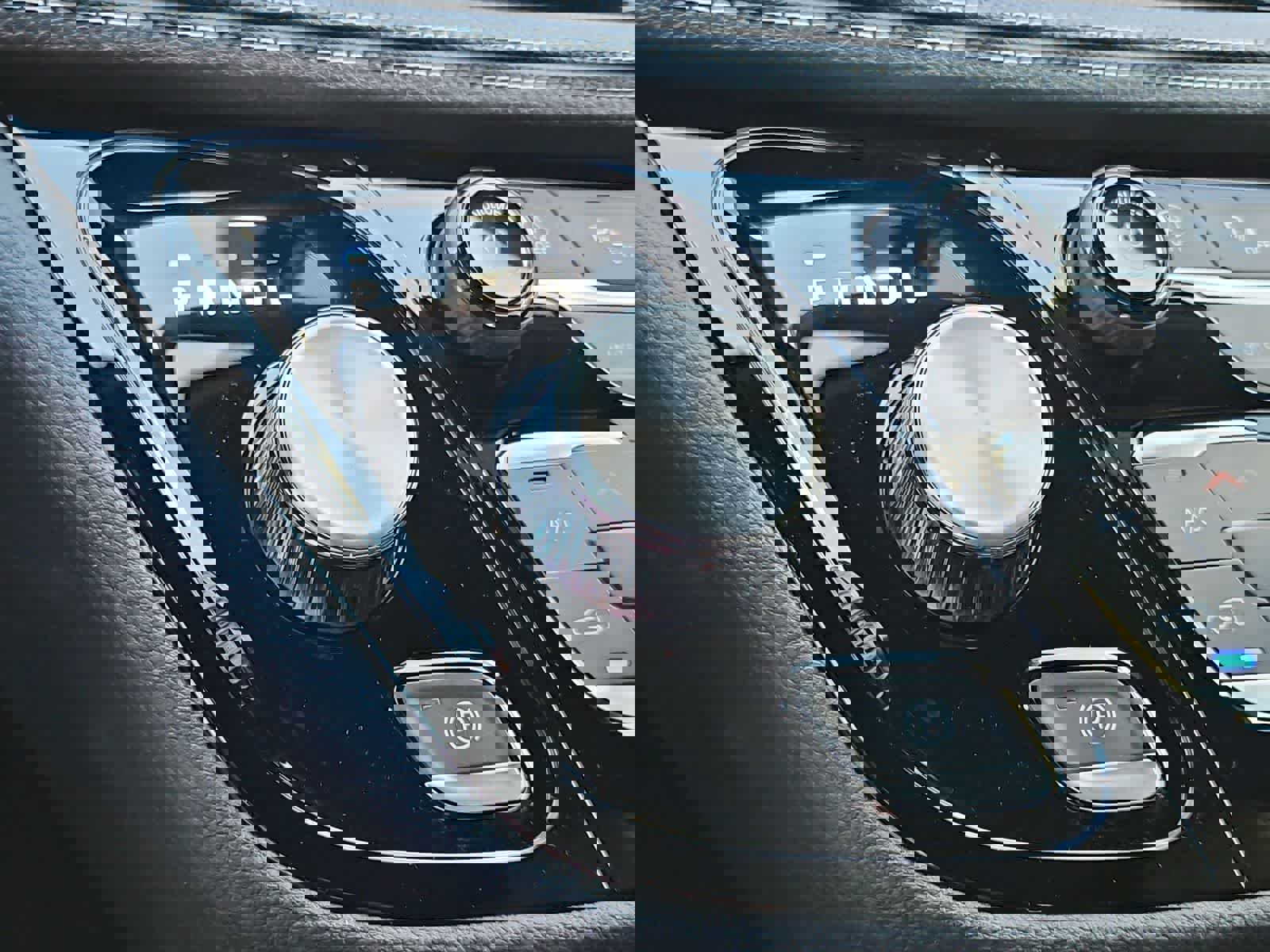 New 2026 Chrysler Pacifica Select image 30