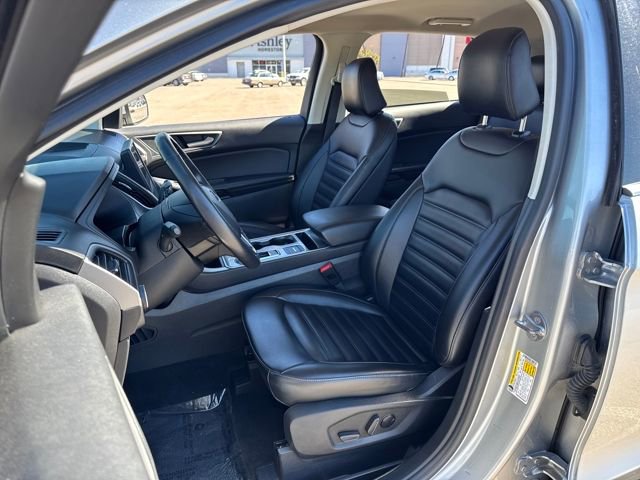Used 2023 Ford Edge SEL video 5