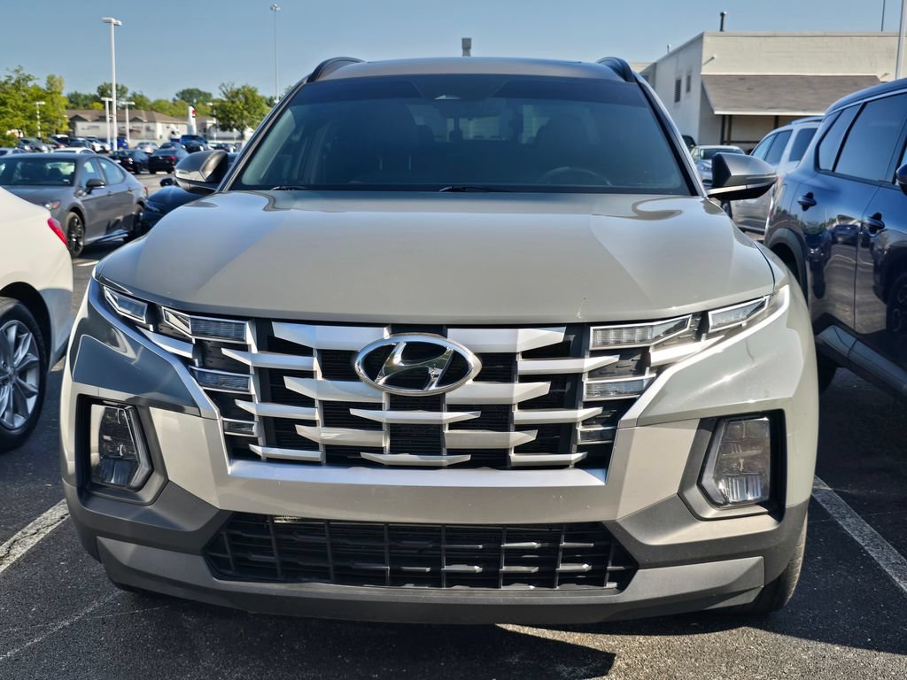 Used 2024 Hyundai Santa Cruz SEL w/ Activity Package AWD/4WD image 2