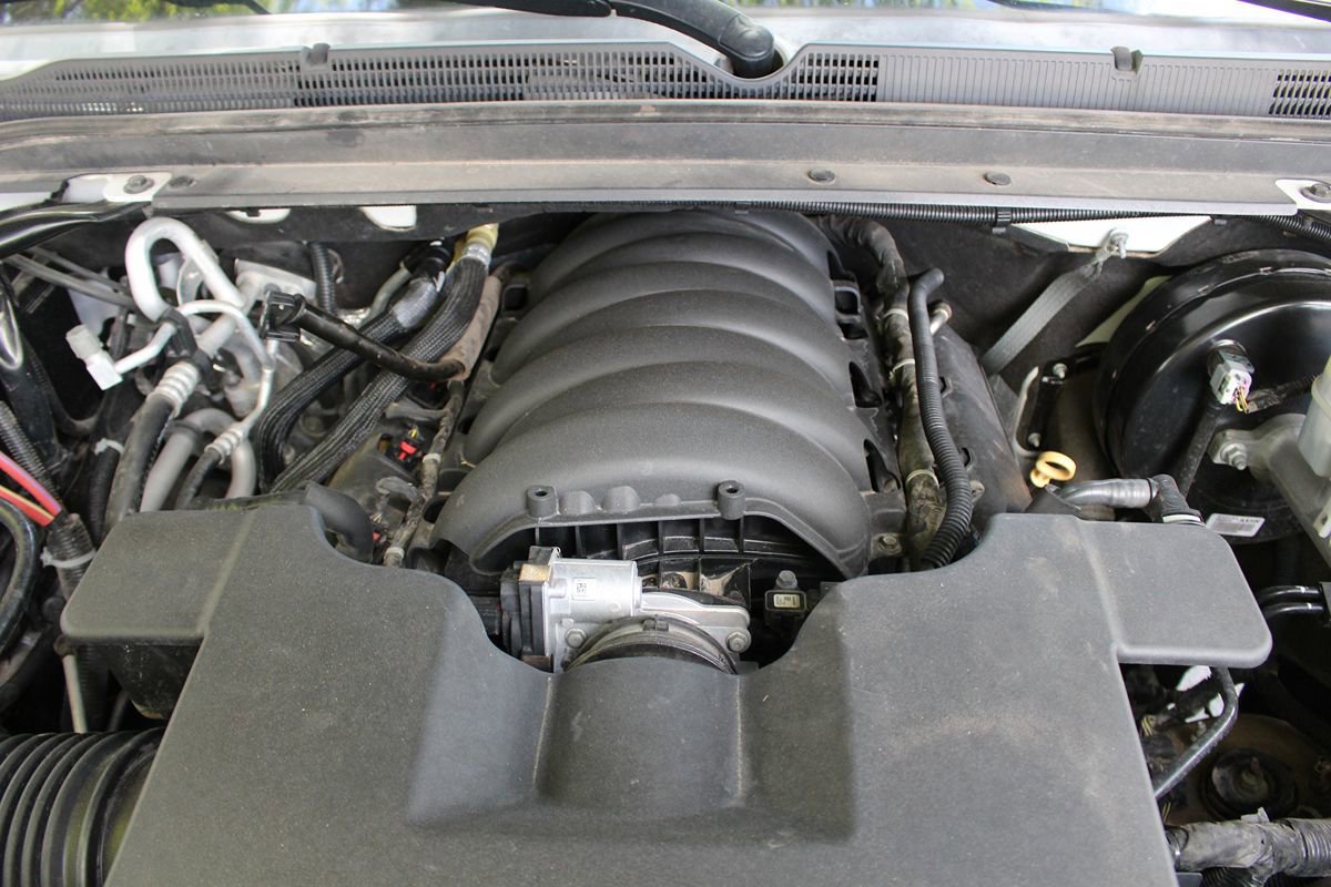 Used 2020 Chevrolet Suburban LT RWD image 58