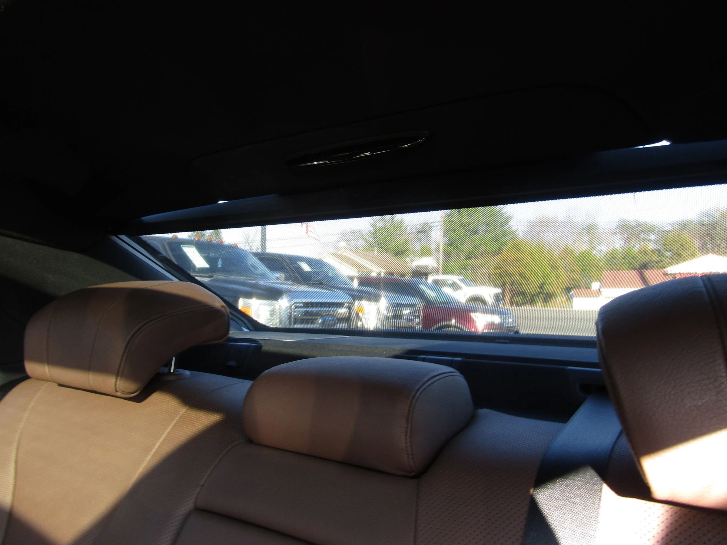 Used 2014 Mercedes-Benz S 550 Sedan w/ Sport Package w/ Sport Package image 20