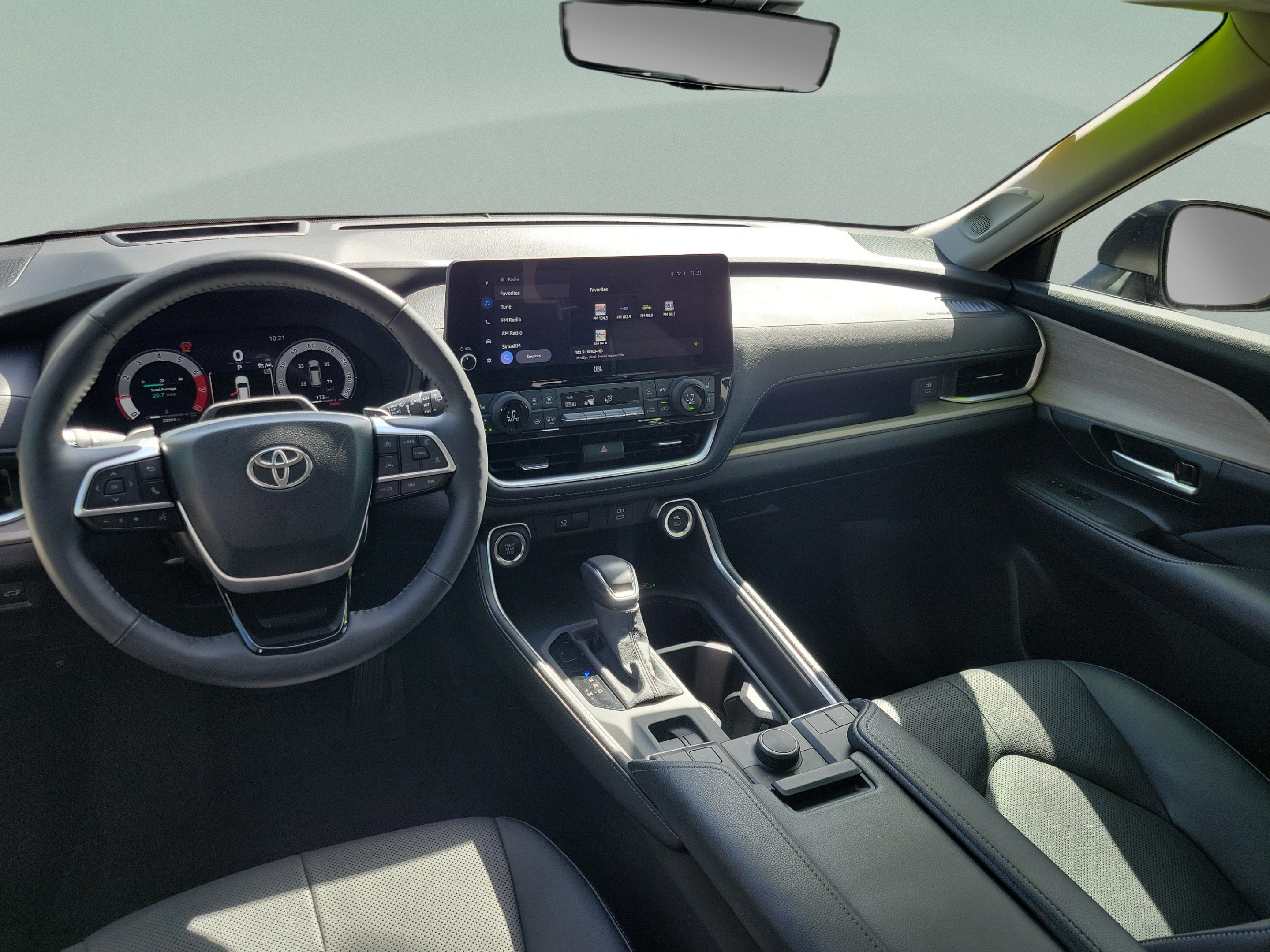 Certified 2025 Toyota Grand Highlander AWD image 20