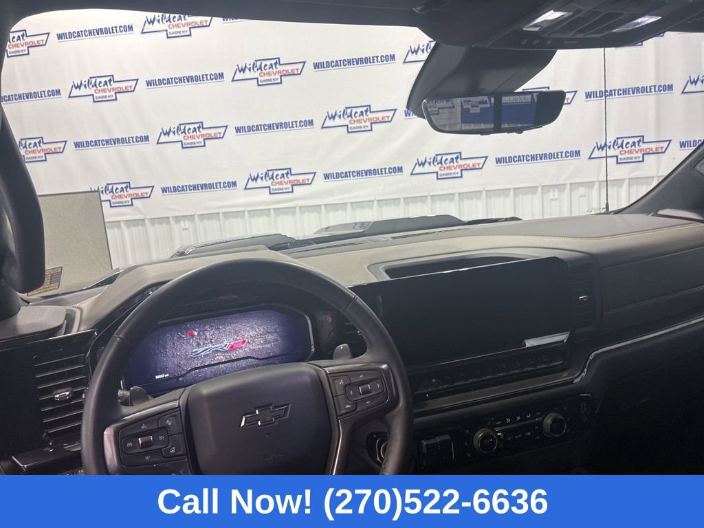 Used 2023 Chevrolet Silverado 1500 ZR2 w/ Technology Package image 2