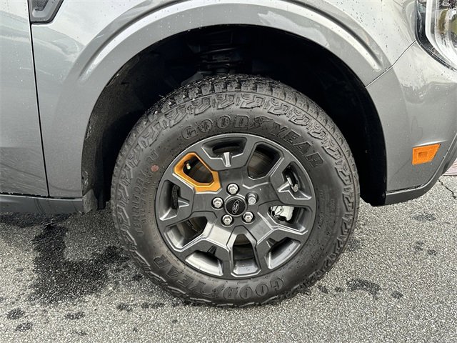 Used 2025 Ford Maverick Tremor image 13