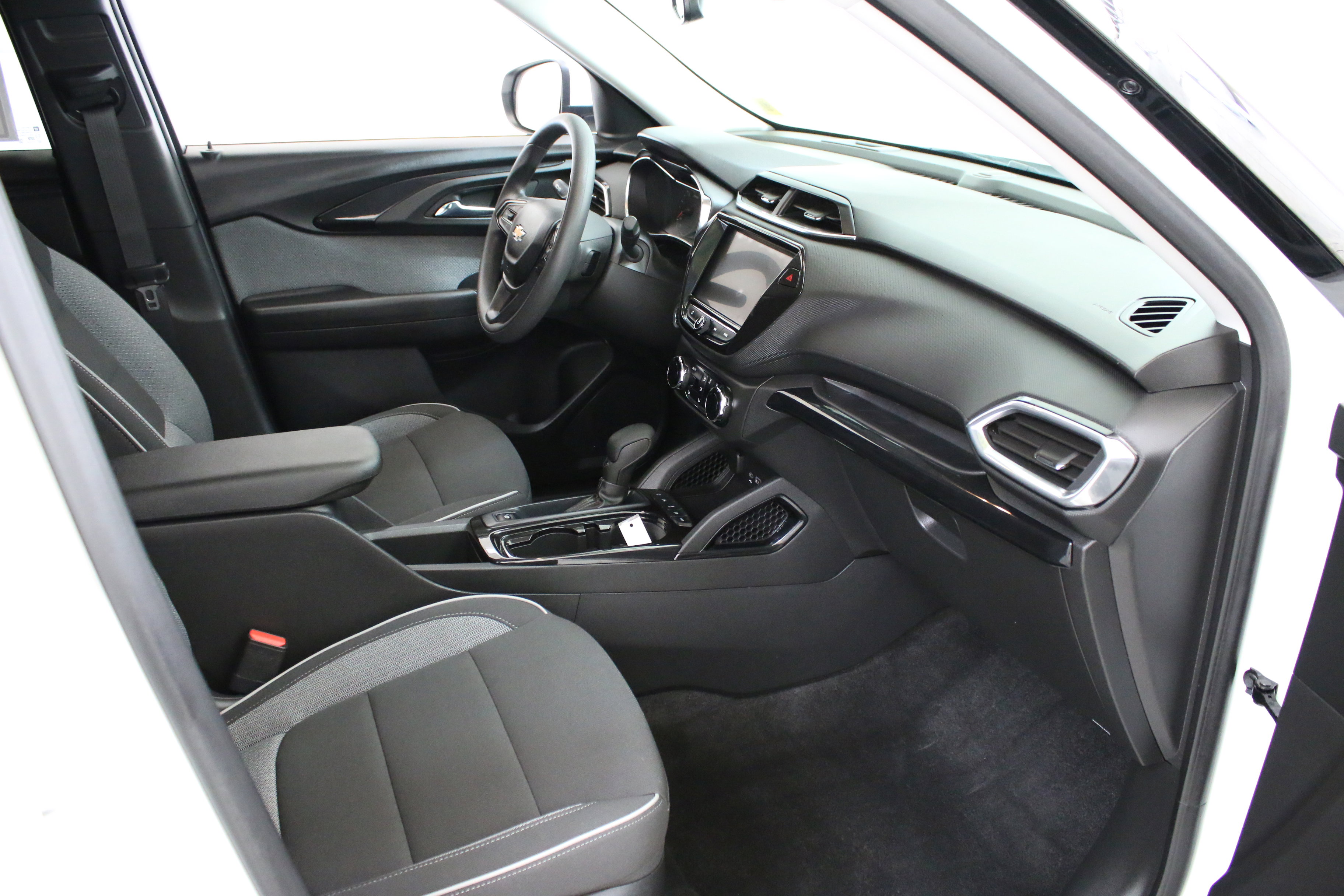 Used 2023 Chevrolet TrailBlazer LT w/ Convenience Package image 29