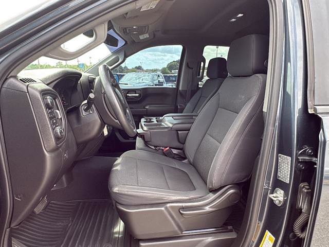 Used 2019 Chevrolet Silverado 1500 Custom Trail Boss w/ Custom Convenience Package AWD/4WD image 12