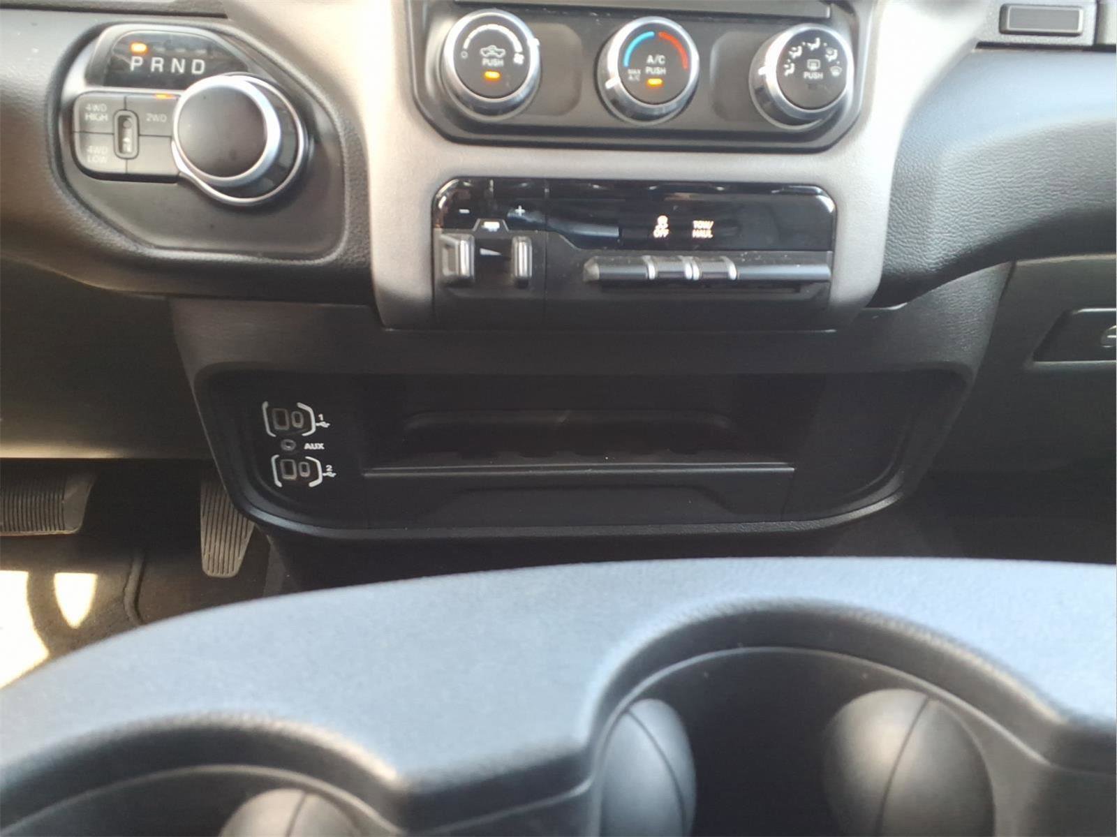 Used 2024 RAM 2500 Big Horn AWD/4WD image 21
