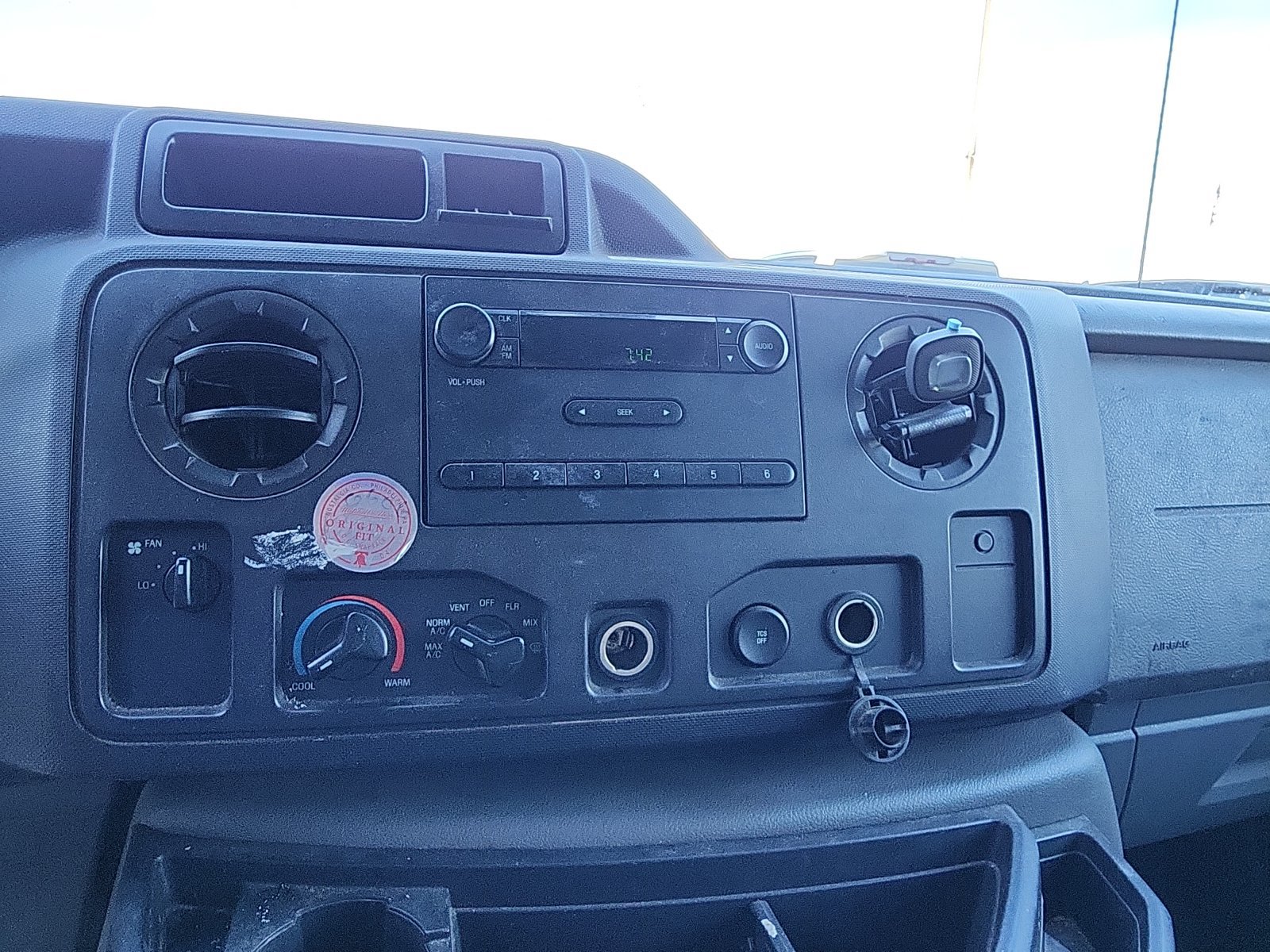 Used 2011 Ford E-250 and Econoline 250 RWD image 14