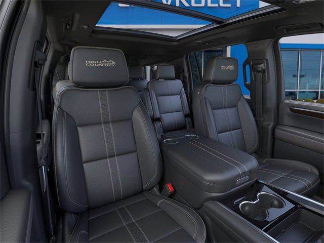 New 2026 Chevrolet Suburban High Country image 16