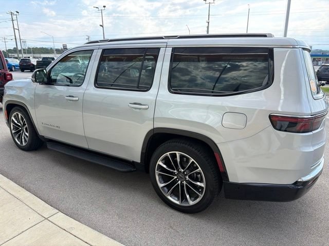 Used 2024 Jeep Wagoneer Series II w/ Convenience Group I AWD/4WD image 3