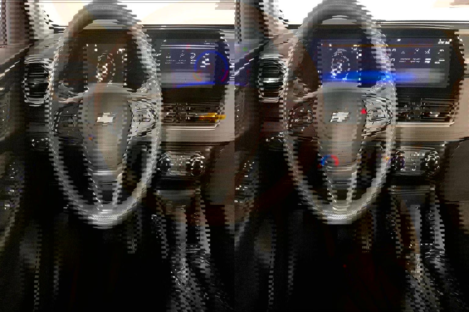 Used 2025 Chevrolet TrailBlazer LT FWD image 5