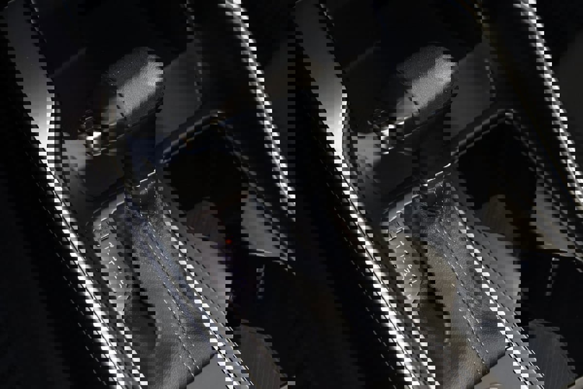 Used 2025 Kia Sorento LX image 7