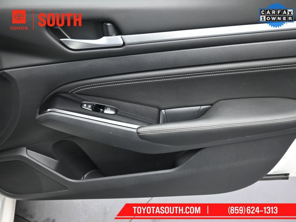 Used 2022 Nissan Altima 2.5 SL AWD/4WD image 28