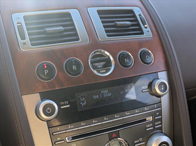 Used 2010 Aston Martin DB9 Volante image 13