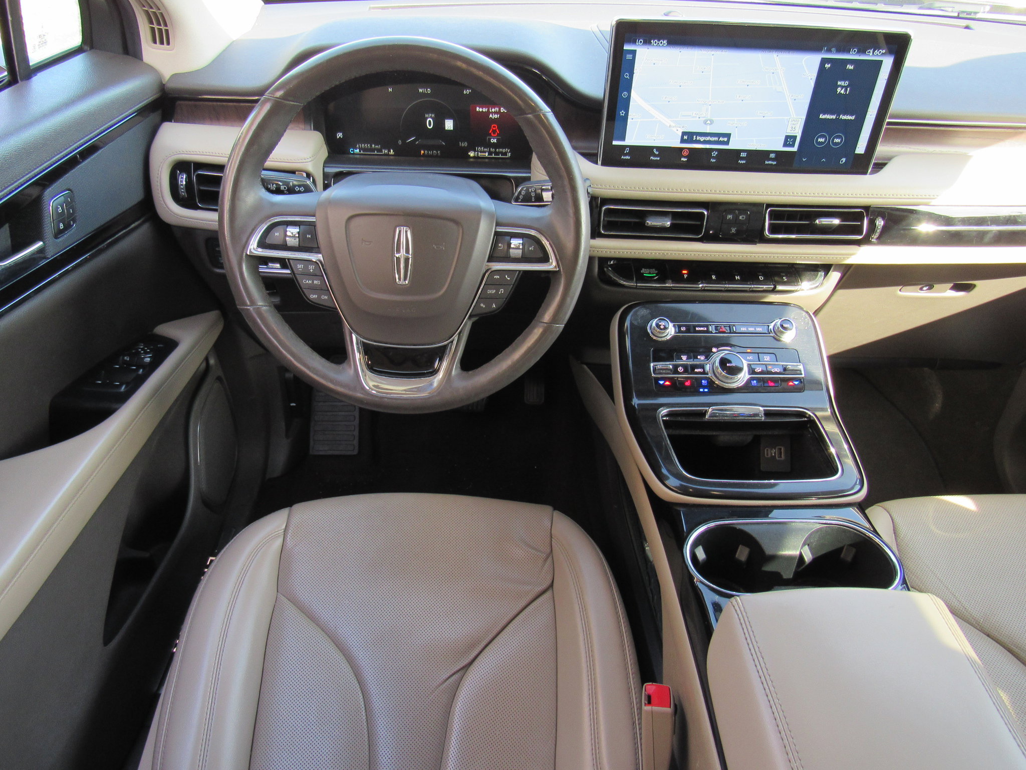 Certified 2022 Lincoln Nautilus Reserve image 11