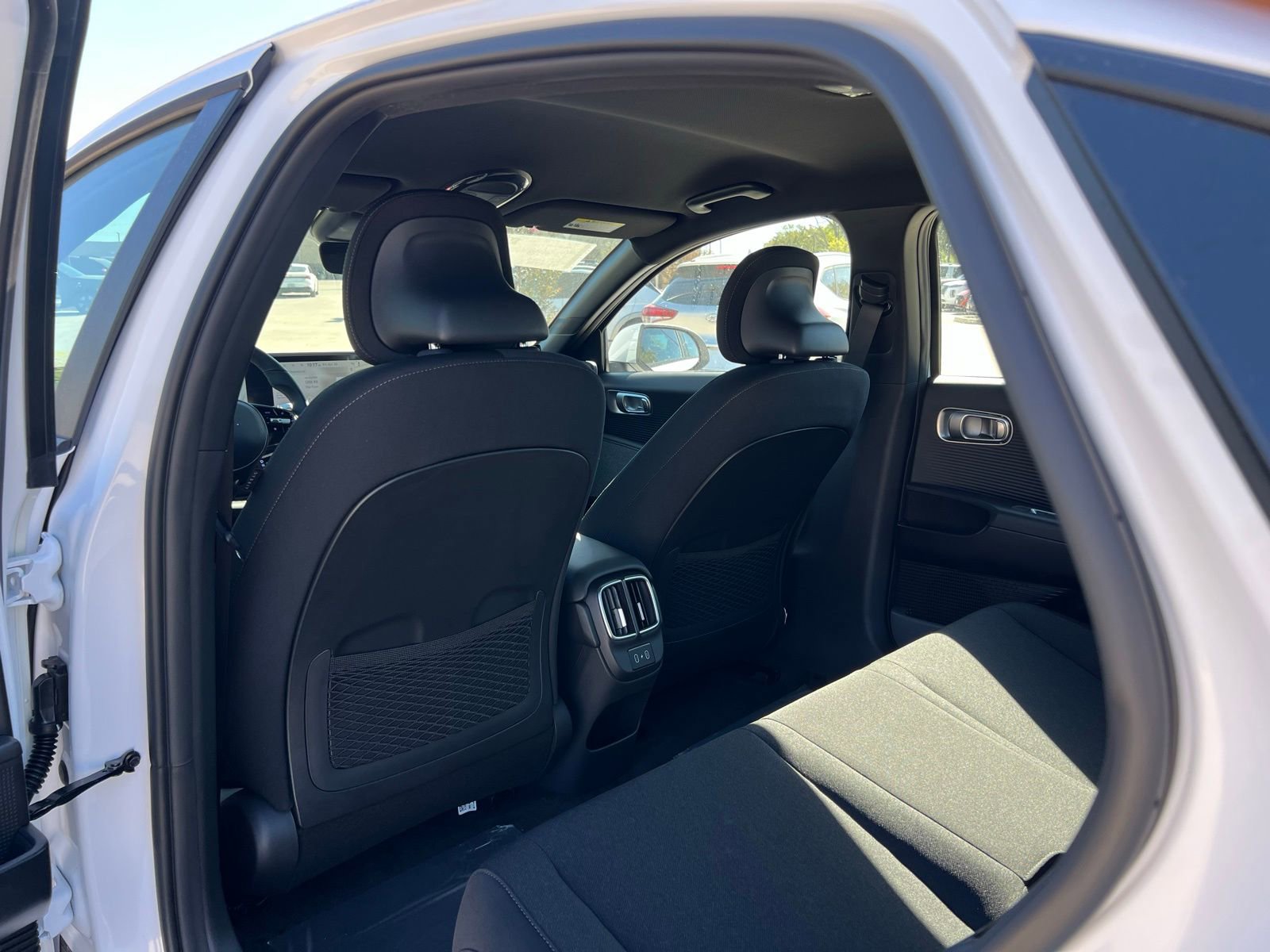 New 2025 Hyundai Ioniq 6 SE RWD image 16