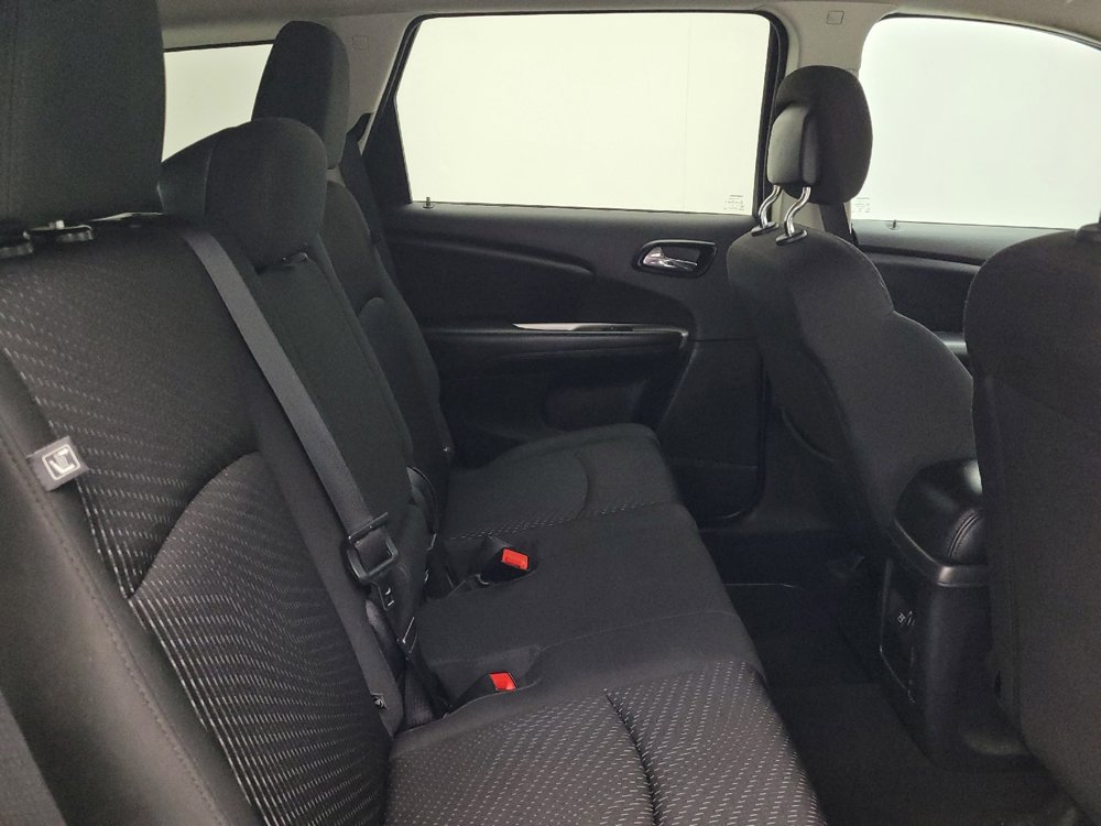 Used 2018 Dodge Journey SE w/ Blacktop Package FWD image 19