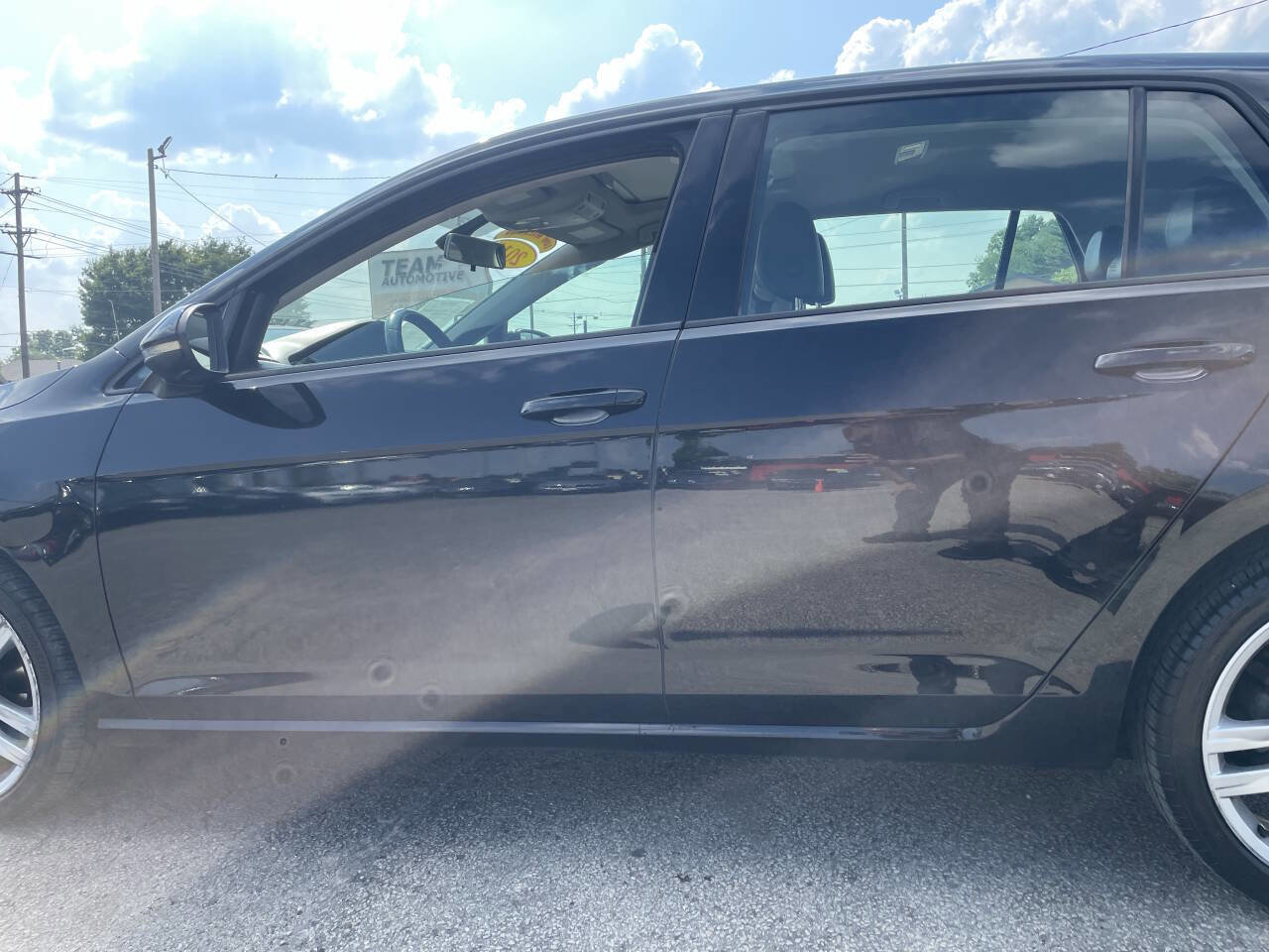 Used 2015 Volkswagen Golf SEL image 9