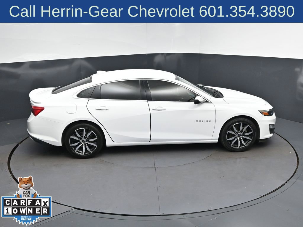 Used 2023 Chevrolet Malibu RS FWD image 34