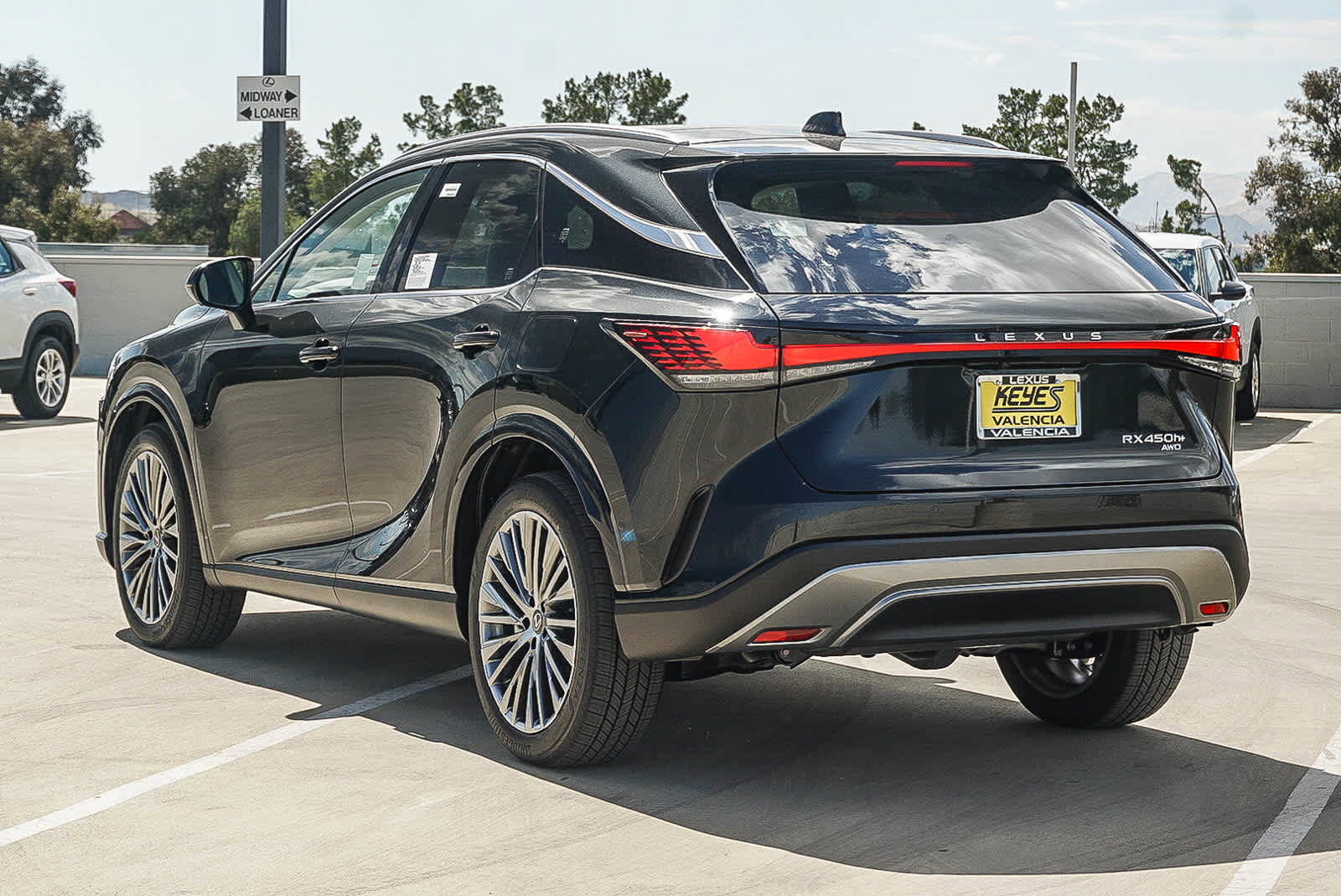 New 2026 Lexus RX 450h Luxury AWD/4WD image 3