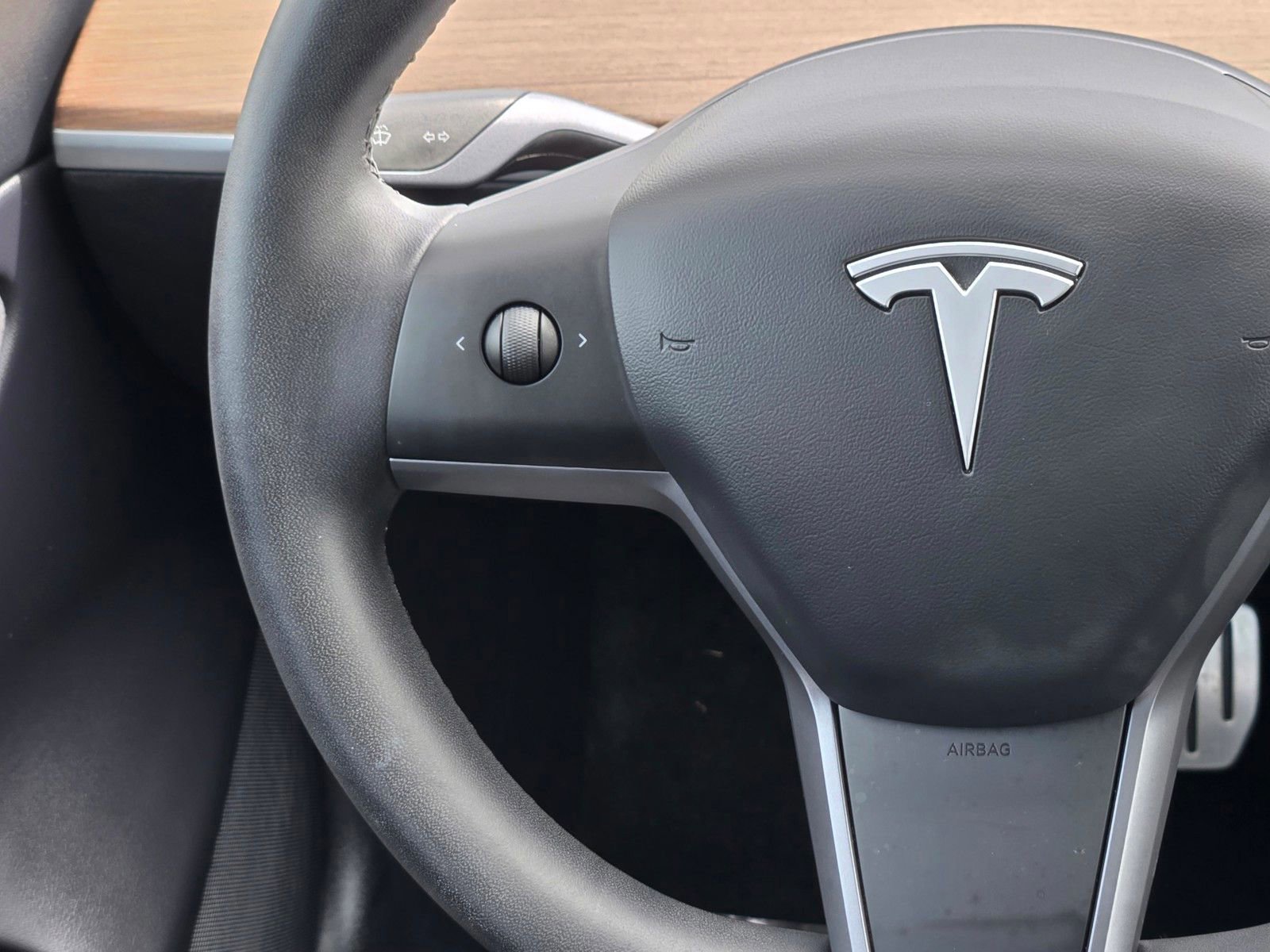 Used 2020 Tesla Model 3 Performance image 15