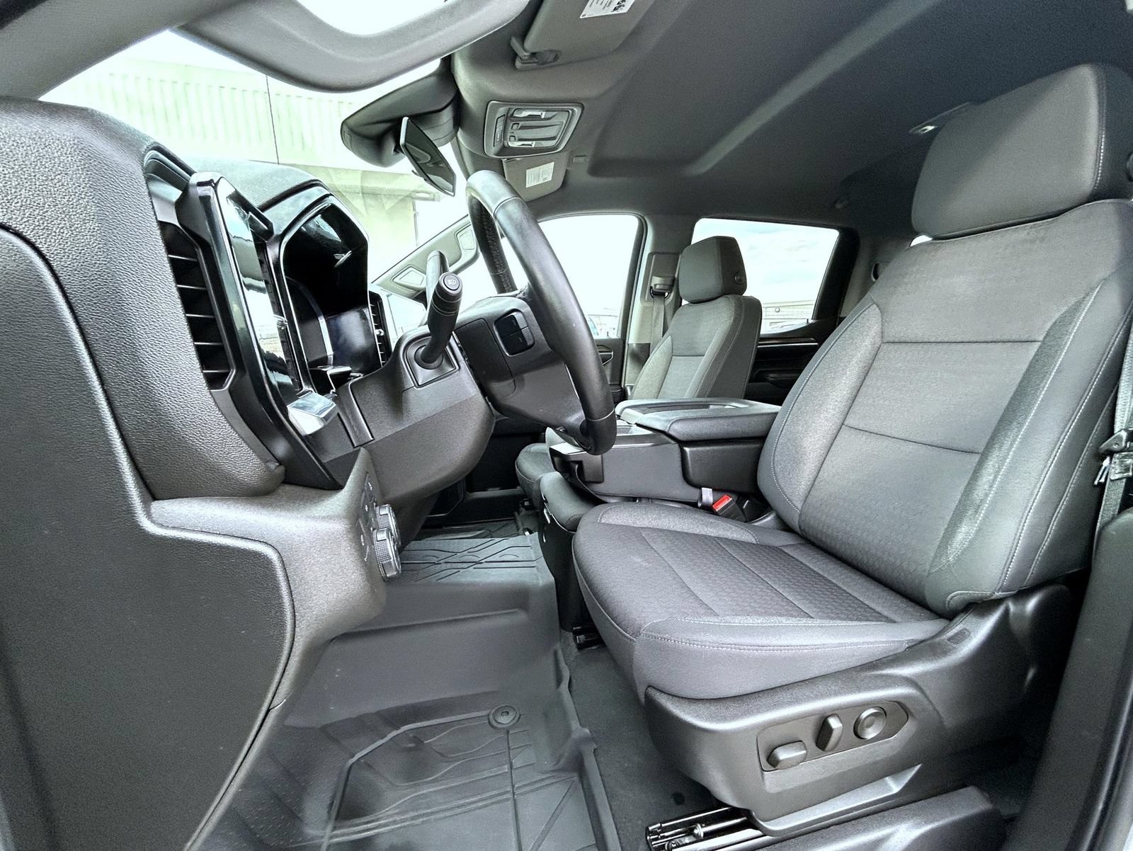 Certified 2023 Chevrolet Silverado 1500 LT AWD/4WD image 10