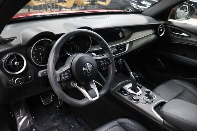 Used 2022 Alfa Romeo Stelvio Ti w/ Active Assist Plus Package image 14