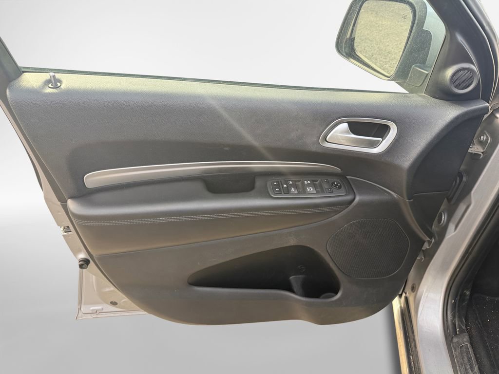 Used 2019 Dodge Durango SXT AWD/4WD image 13