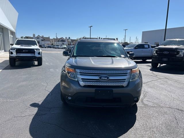 Used 2014 Ford Explorer XLT w/ Equipment Group 202A image 3