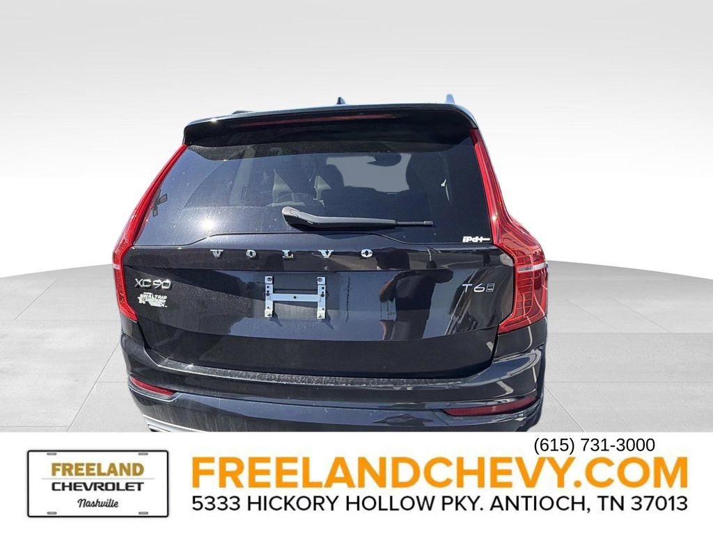 Used 2017 Volvo XC90 T6 Momentum w/ Vision Package AWD/4WD image 3