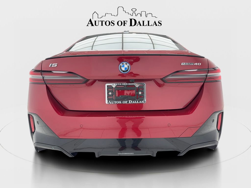 Used 2025 BMW i5 eDrive40i w/ M Sport Package RWD image 10