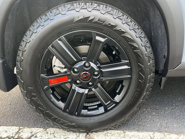 New 2026 Nissan Rogue SV w/ Rock Creek Premium Package AWD/4WD image 9