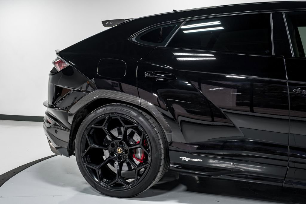 Used 2023 Lamborghini Urus Performante AWD/4WD image 56