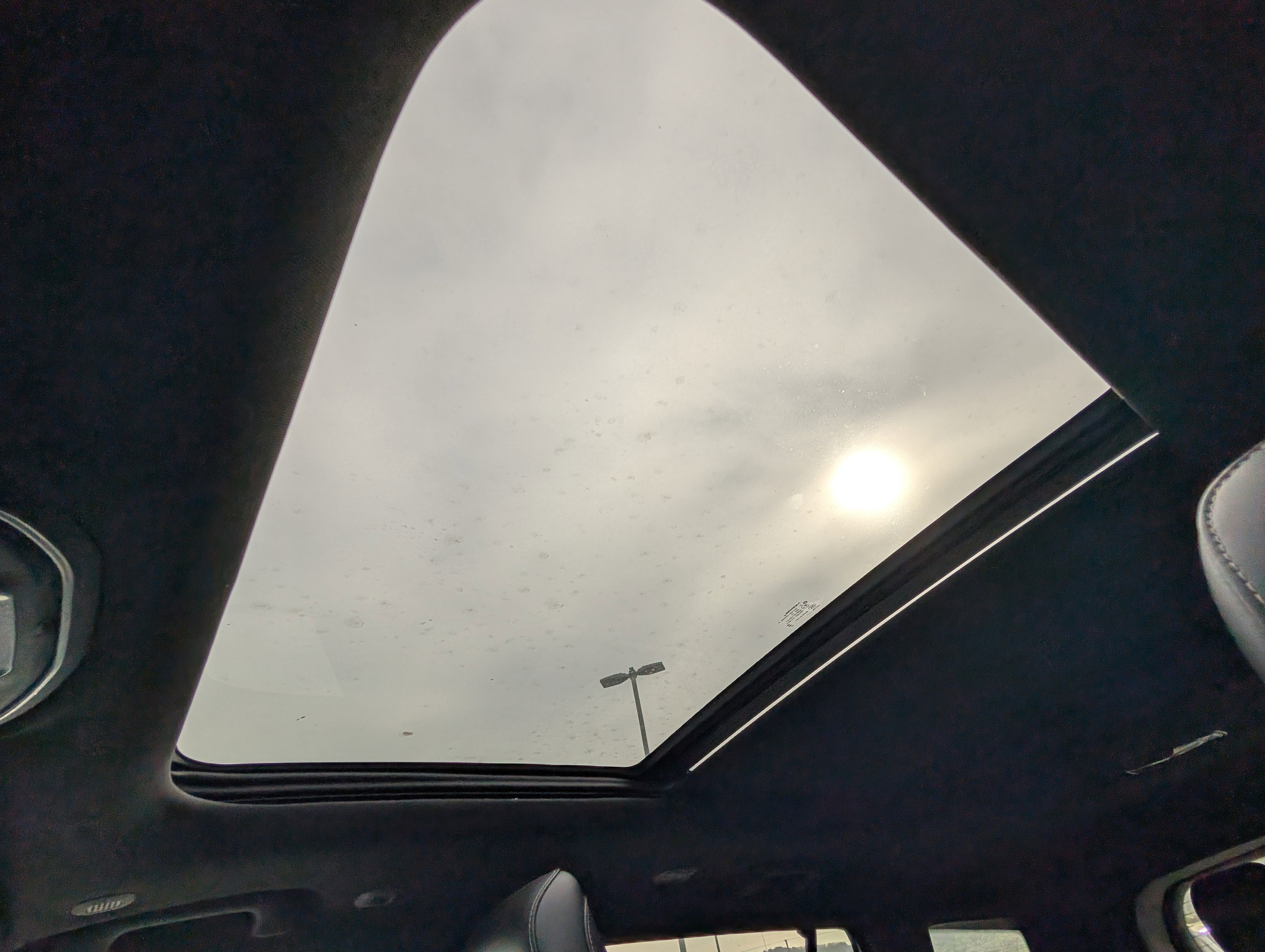 Used 2024 Jeep Grand Cherokee L Limited w/ Luxury Tech Group II image 11