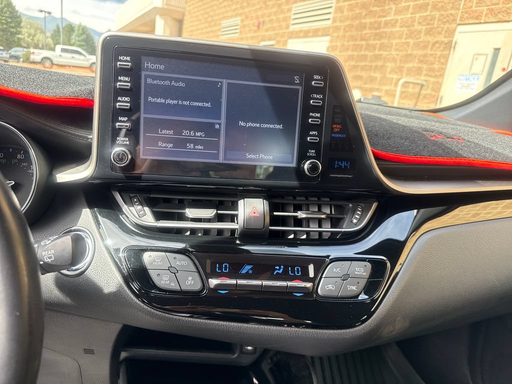 Used 2019 Toyota C-HR XLE FWD image 18
