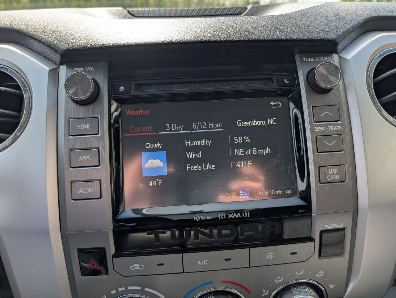 Used 2017 Toyota Tundra SR5 w/ SR5 Upgrade Package image 17