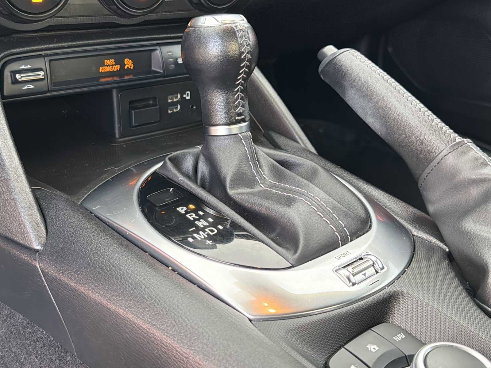 Used 2021 MAZDA MX-5 Miata RF Club image 25