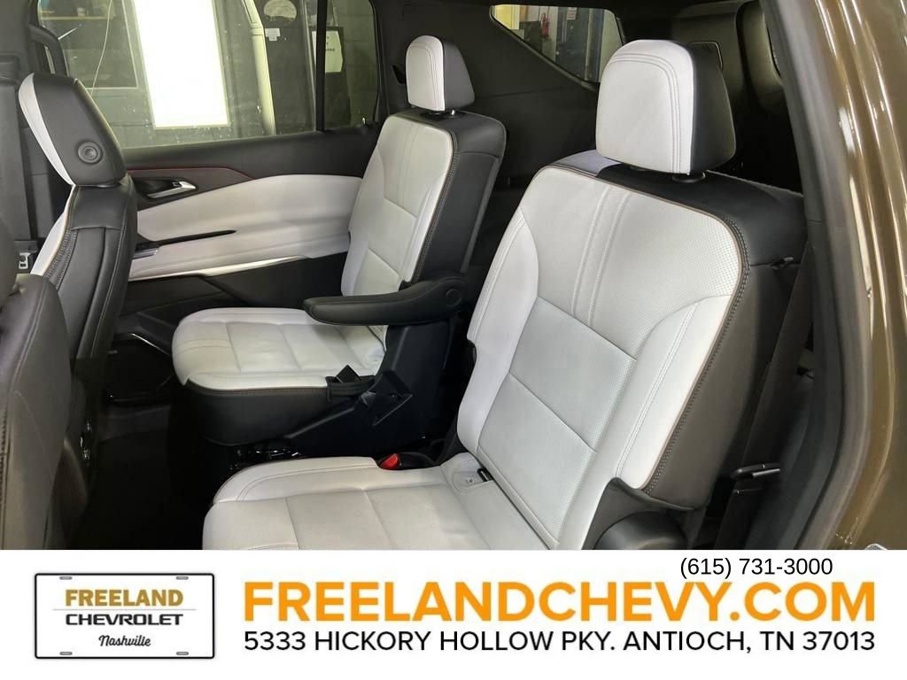Used 2024 Chevrolet Traverse RS image 28