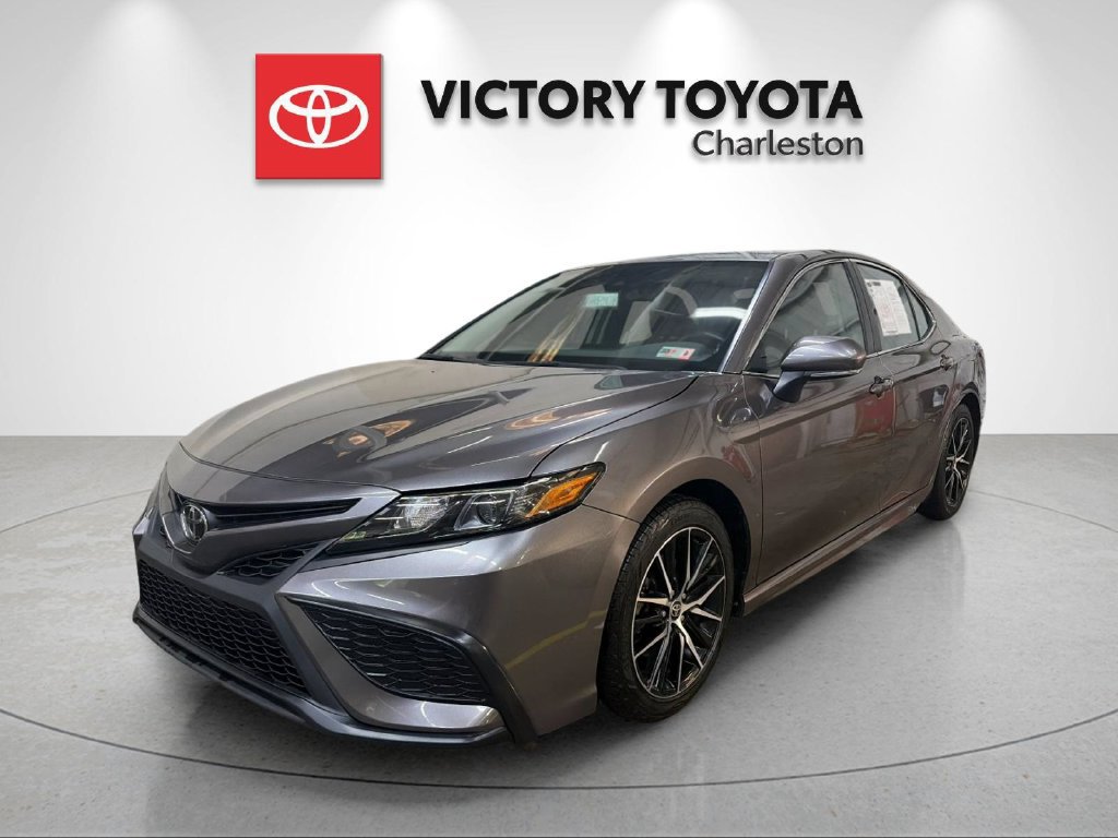 Used 2024 Toyota Camry SE w/ Cold Weather Package