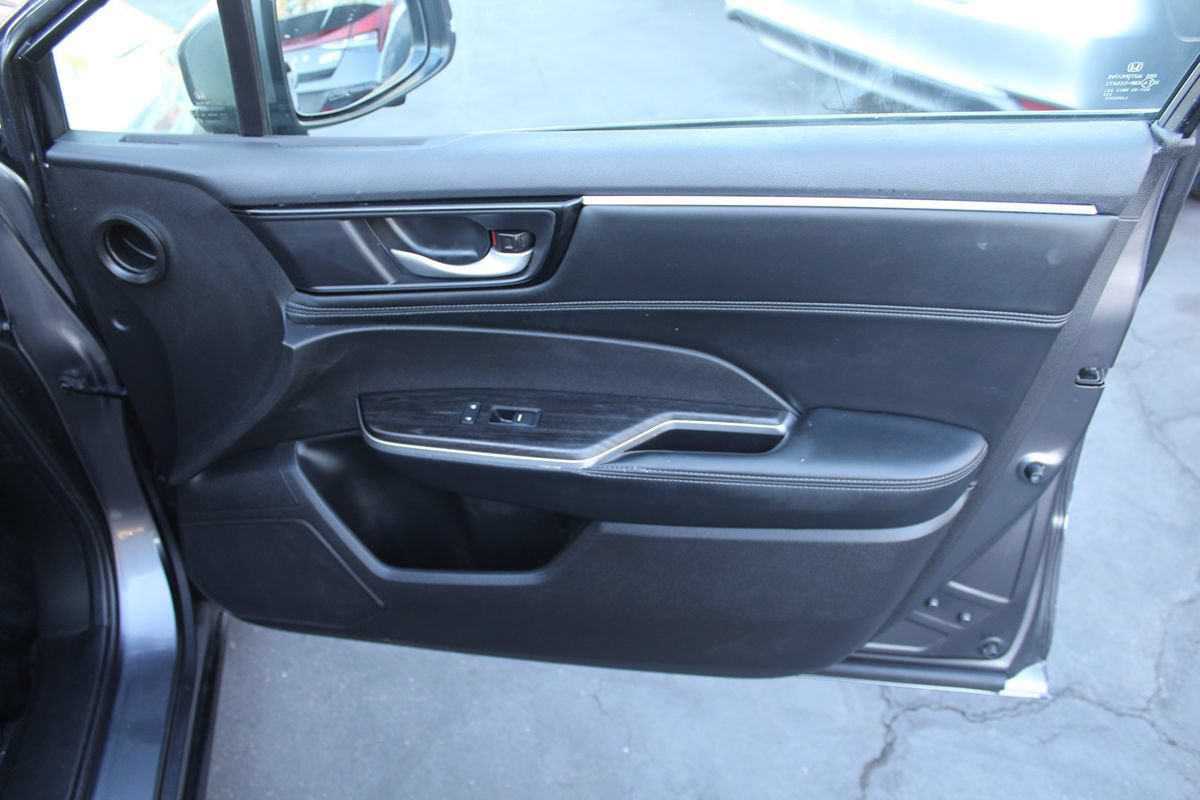 Used 2018 Honda Clarity Plug-In Hybrid image 18