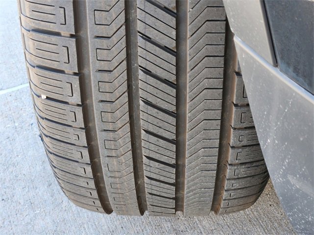 New 2024 Land Rover Defender 130 S image 11